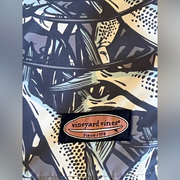 Vineyard Vines Fish Swim Trunks Size XXL Board Shorts Blue All Over Print‎ C29 - Picture 2 of 11